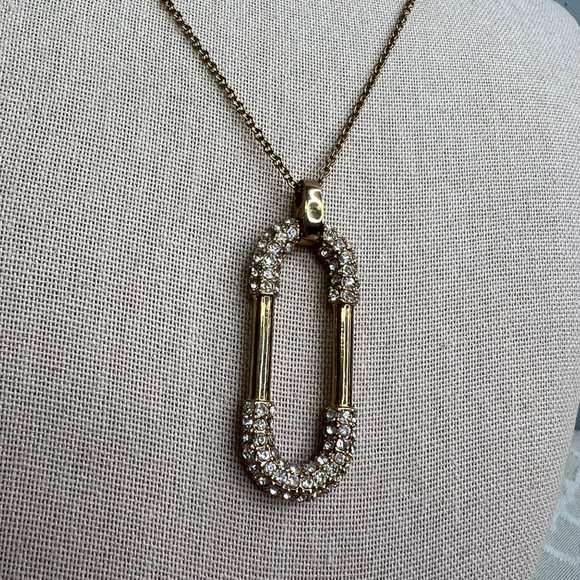 Ann Taylor Link Pendant Necklace Gold Tone Rhinestones Signed 31 inch - Picture 3 of 8
